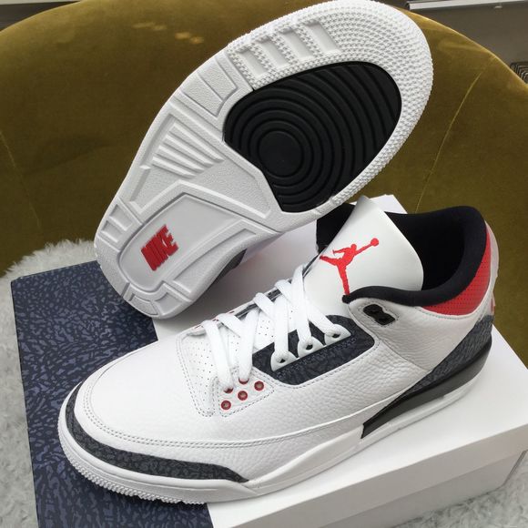 Air Jordan 3 Retro Denim SE \'Fire Red\' main image 4